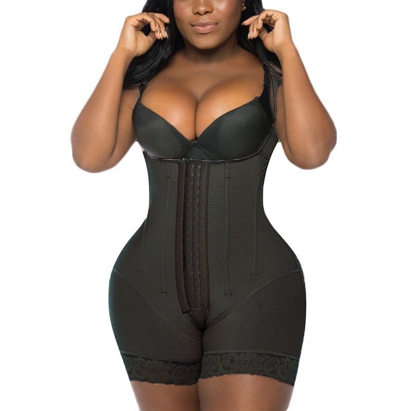 Body Positivity and Shapewear: Can They Go Hand in Hand? - FloxyLuxe