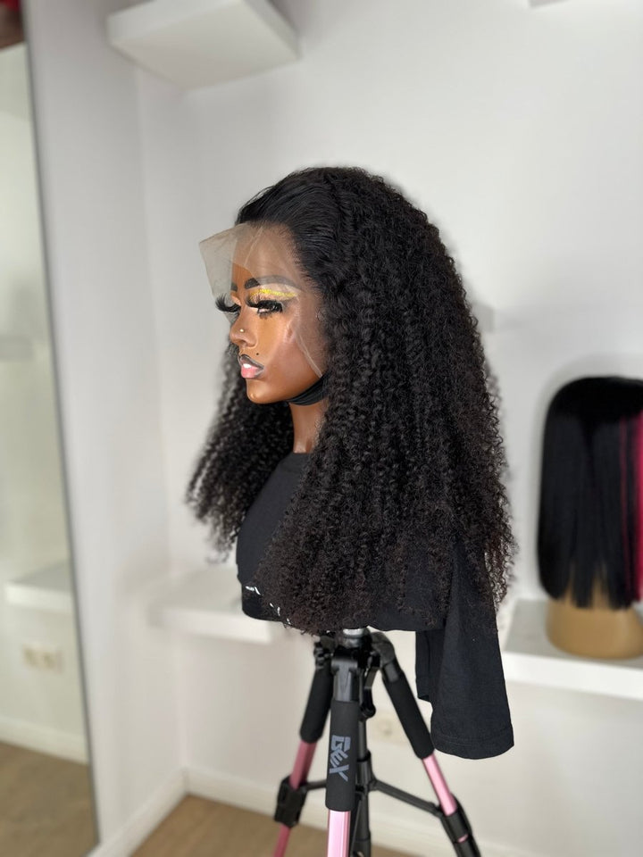 Kinky curls 13x4 - FloxyLuxe