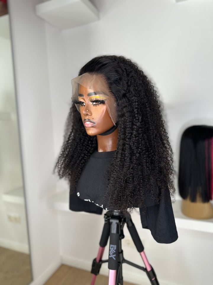 Kinky curls 13x4 - FloxyLuxe